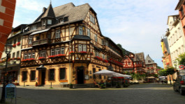 保溫絕熱材料應(yīng)該向什么方向發(fā)展