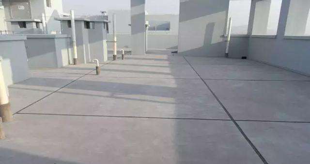 屋面工程防水分為幾個(gè)等級(jí)